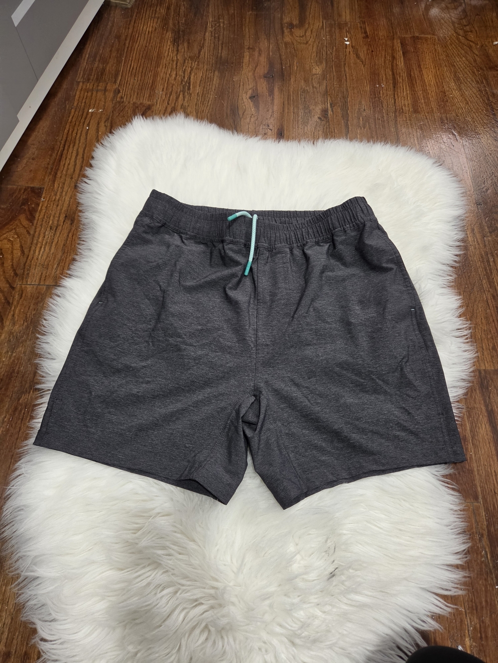 MYLES Men's Charcoal Gray Drawstring Shorts